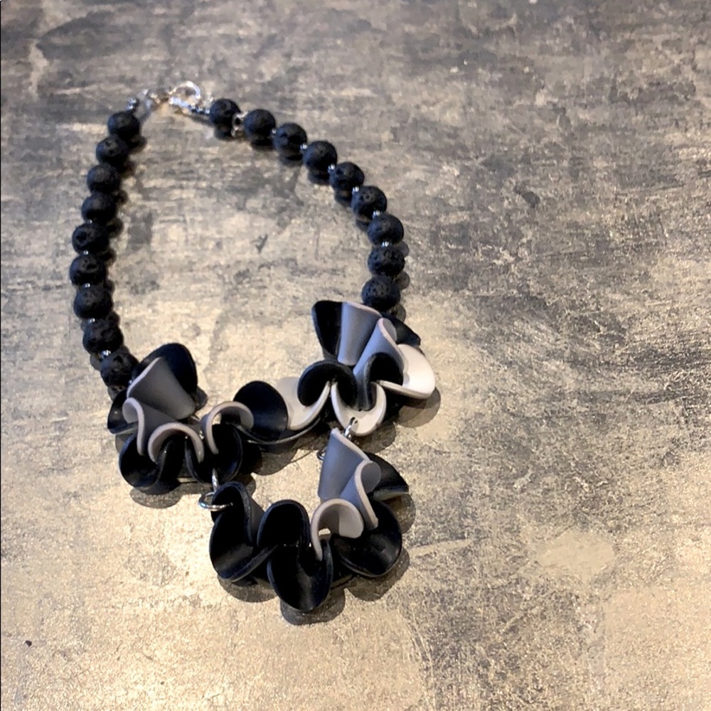 Statement necklace